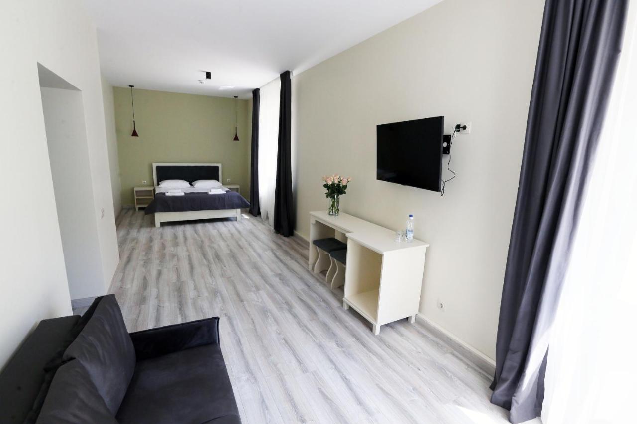 Hotel Golden Lemon Готель Золотий Лимон Leopoli Esterno foto